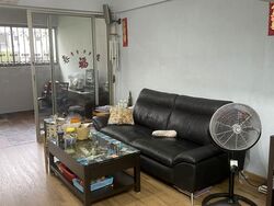 Blk 647 Hougang Avenue 8 (Hougang), HDB Executive #620689311